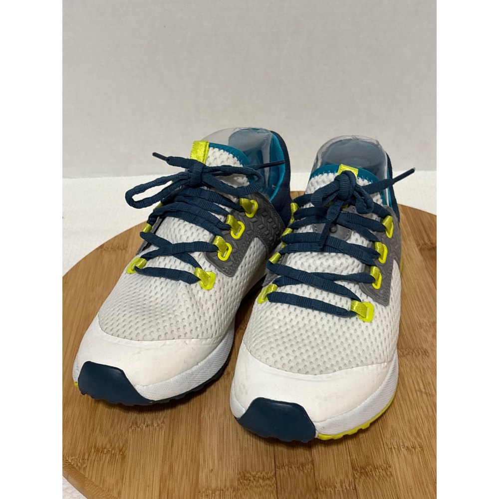 OluKai Wailuku Womens Sneakers White Navy Blue Lime Green 20478-WB75 Size 8